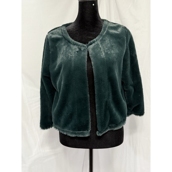 Calvin Klein Sweaters - Calvin Klein Green Faux‎ Fur Shrug Jacket Women's SZ Medium Party Cocktail
